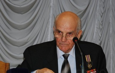 Милиционер написал Библию в стихах