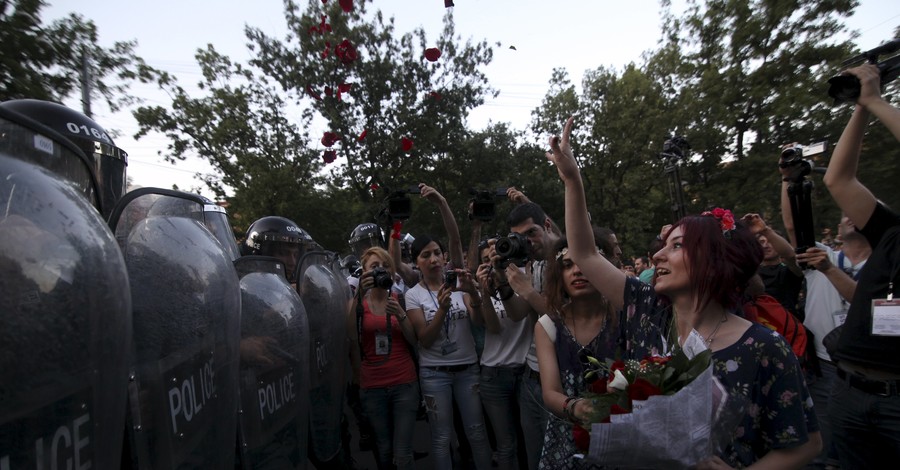 Протесты в Ереване
