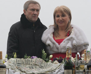 Семья Черновецкого распродает свой бизнес