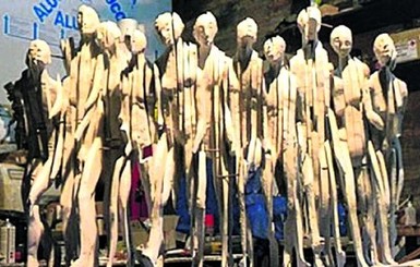 В Грузии вместо памятника Сталину поставят 11 голых людей