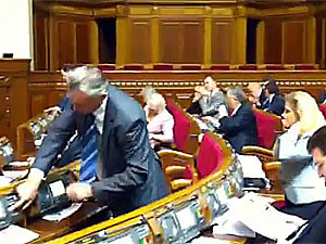 Польские депутаты посмеялись над голосованием украинских коллег