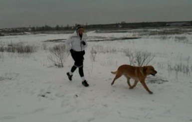 Тимошенко бегает по утрам со своей собакой