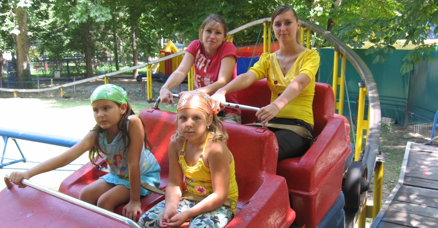 В Симферопольском Детском парке уберут все карусели