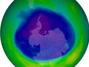 Арктика теряет озон 