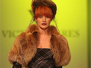Ukrainian Fashion Week : резиновые сапоги и шапки-ушанки