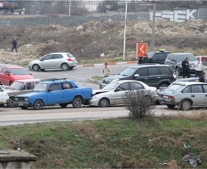 В Севастополе столкнулись сразу 9 машин