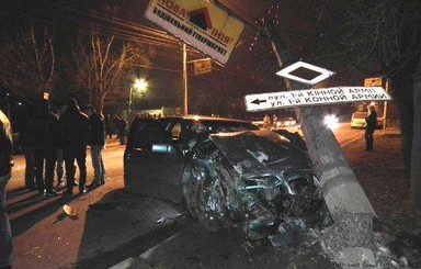 В ДТП на крымской трассе пострадали пять человек