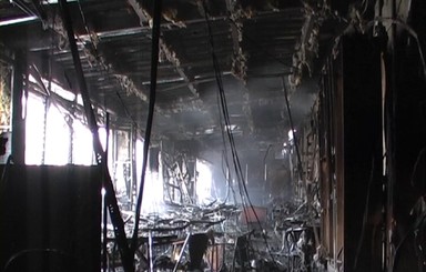 В Луганске выгорел дотла бильярдный клуб