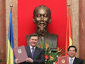 Янукович вернулся в социализм