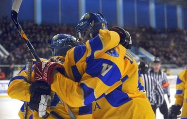 Украинские хоккеисты разгромили испанцев и возглавили турнирную таблицу   