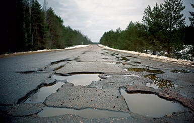 К приезду Януковича в Енакиево отремонтируют дороги