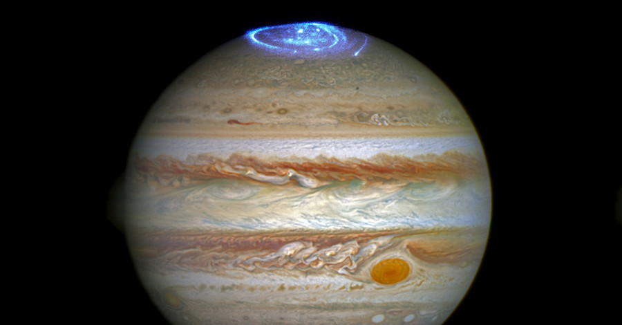 NASA показали самое яркое полярное сияния над Юпитером