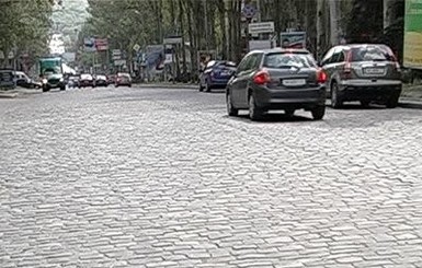 В Донецке реконструируют проспект Ильича