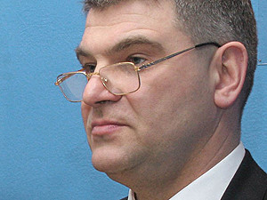 Адвокат Кучмы Виктор ПЕТРУНЕНКО: «Нам ничего не известно об экспертизе пленок Мельниченко»
