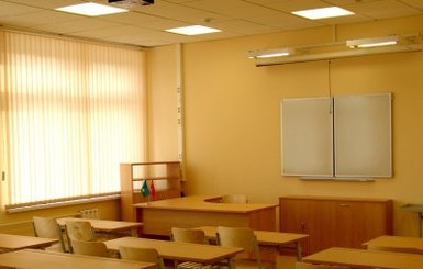 На ремонт донецкой школы № 102 потратят 8,5 миллионов гривен   