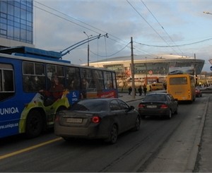 Сегодня транспорт работает до полуночи