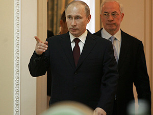 Путин предложил Азарову играть открытыми картами