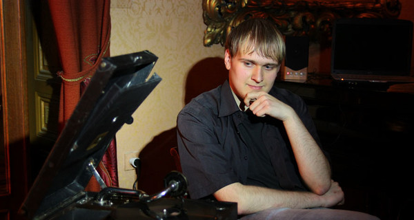 Влюбленным предложили провести ночь в доме Соломии Крушельницкой