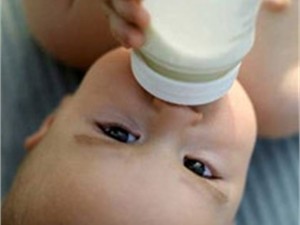 Прокуратура Донецка: В отравлении детей виновата заведующая молочной кухней 
