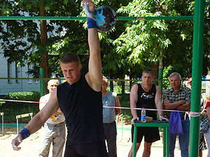 Забойщик из Донбасса стал чемпионом мира по гиревому спорту