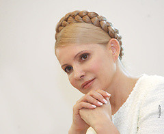 Тимошенко за пасхальную ночь успела помолиться в четырех храмах
