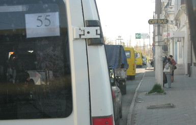 Транспортный коллапс в Симферополе: улицы города в пробках