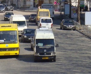 В Крыму продолжает расти цена за проезд