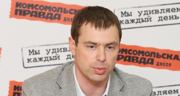 Председатель комиссии по вопросам транспорта Днепропетровского горсовета Александр Беляев: «Автобусы будут останавливаться только на остановках и по строгому графику»