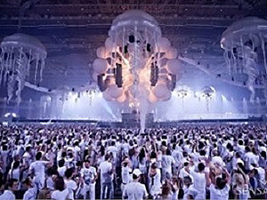 Выходные в столице: посетите супершоу Sensation, выставку цветов и концерт итальянской музыки