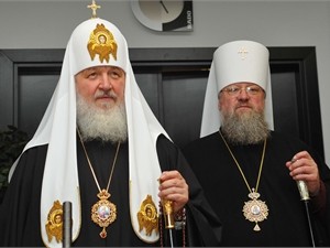 Патриарх Кирилл  посидел в донецкой пивоварне с Людмилой Янукович 