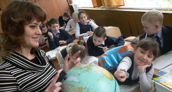 Заместитель мэра по вопросам образования Елена Лозенко:  «Юристы и экономисты не востребованы в Днепропетровске, а вот слесарей и ремонтников не хватает»