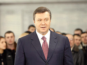Януковичу набирают 50 лучших кадровиков