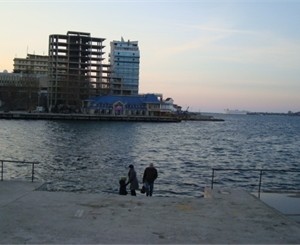 Застройщики уничтожили Хрустальный пляж в Севастополе 