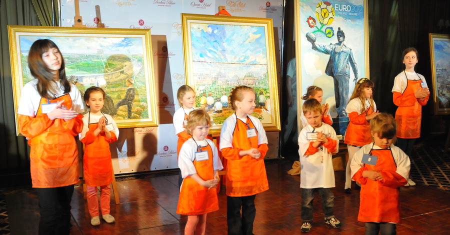 Дети игроков «Шахтера» нарисовали «Команду мечты»