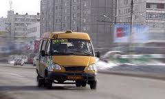 В Миргороде школьник вывалился из автобуса на полном ходу