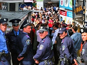 Киевляне о наболевшем сносе МАФов: 