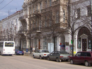 Центр Севастополя перекрыли