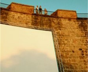 Крымчанам предлагают смотреть кино на улице