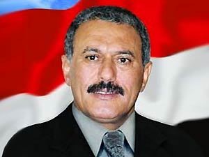 Президент Йемена при обстреле мечети был ранен чуть ниже сердца