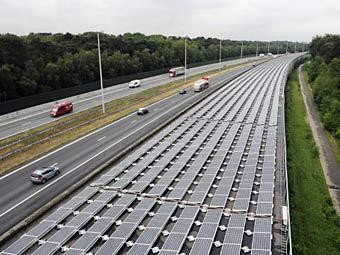 В Европе запустили первый поезд на солнечных батареях