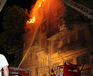 Сгоревший рядом с отелем Hyatt дом принадлежит Червоненко?