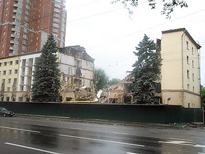 В центре Донецка разгромили гостиницу