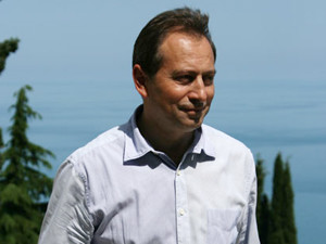 Томенко выбрал в Крыму два дворца 