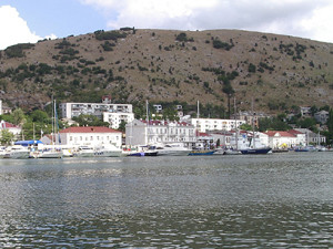 Под Севастополем открыли старинную набережную