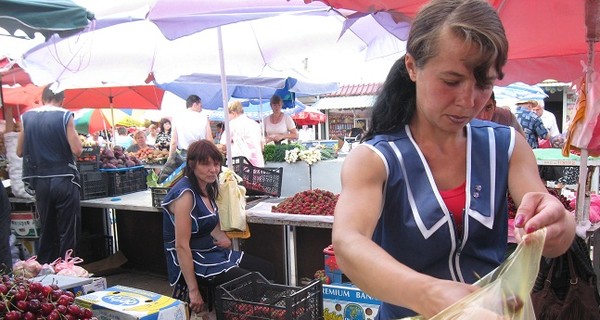 Лаборатория рынка отказалась проверять черешню на нитраты