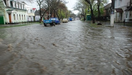 Гроза затопила Николаев