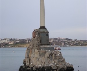 В День Конституции Керчь и Севастополь ответят фейерверками Киеву и Львову