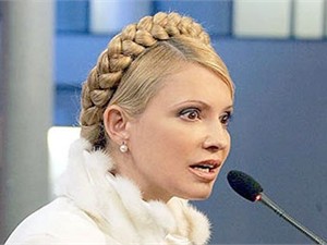 Судья пообещал выгонять из зала за аплодисменты Тимошенко
