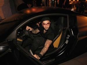 Стихийные концерты: муж не пустил Лободу на сцену, а Мисс Украина заболела после выступления Тимати