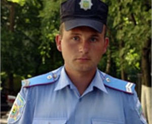 Донецкий милиционер спас соседку от неминуемой смерти